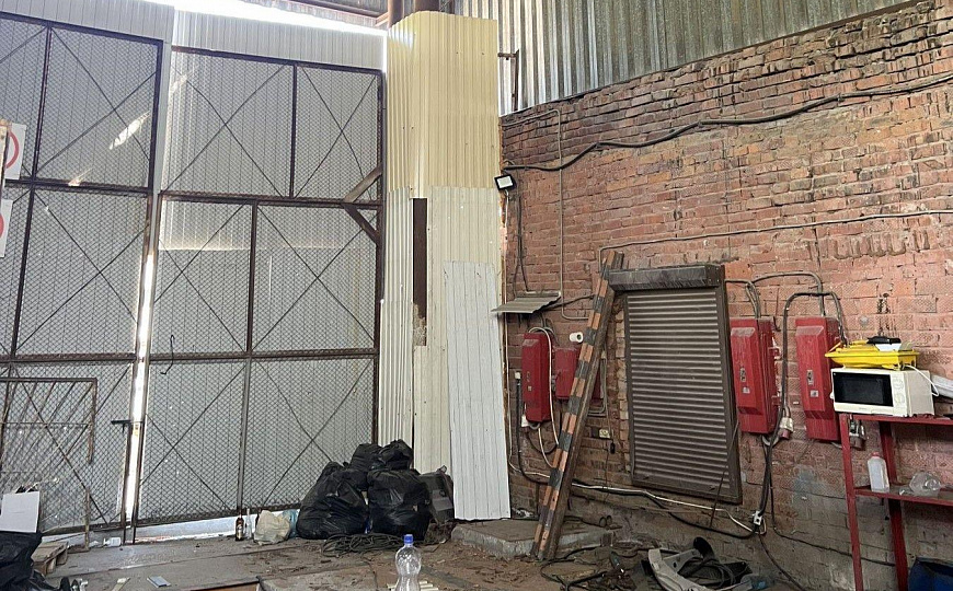 База Автосервиса  3187.98м2 с кран-балкой фото