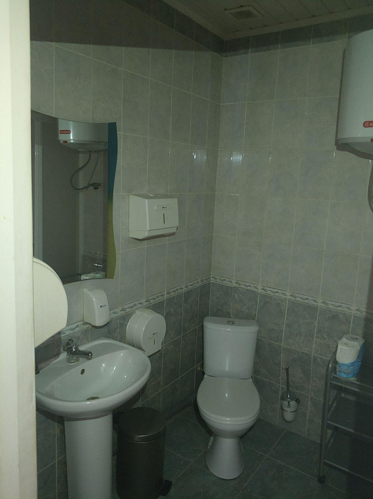 Сдам офисное помещение, 64 м² фото