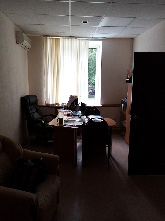 Отдельно стоящее здание, 2 077 м² фото