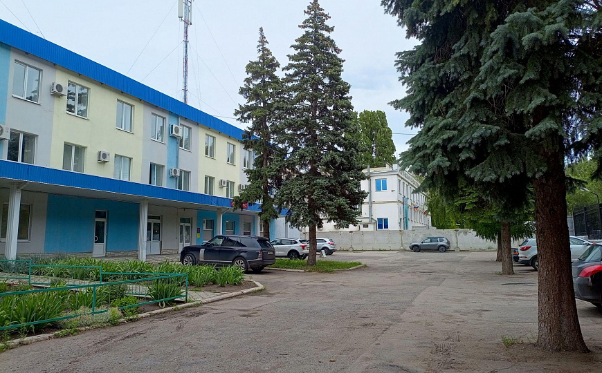 Отдельно стоящее здание, 2 077 м² фото