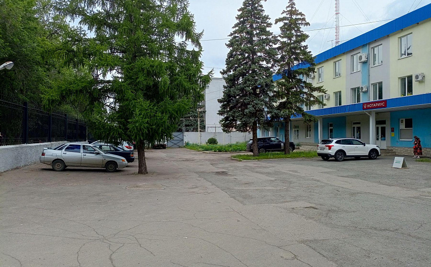 Отдельно стоящее здание, 2 077 м² фото