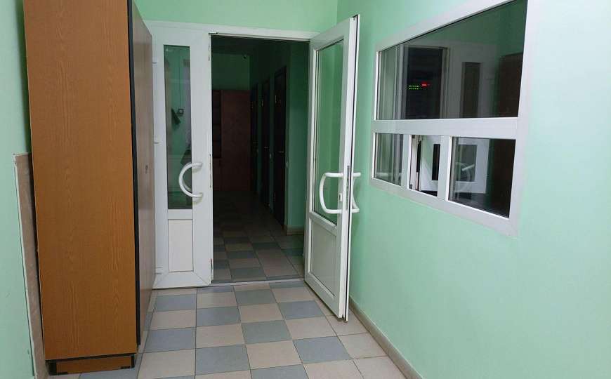 Отдельно стоящее здание, 2 077 м² фото