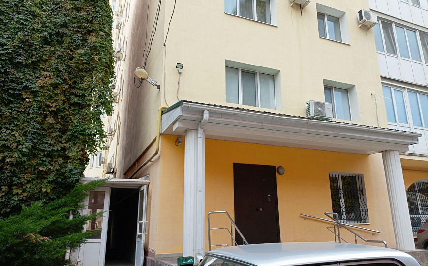 Складское помещение, 305 м² фото