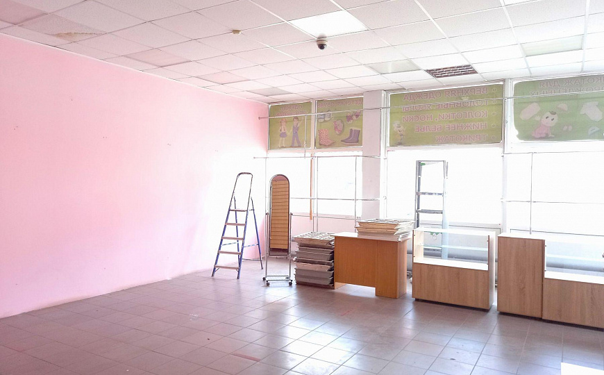 Сдам торговое помещение, 55 м² фото