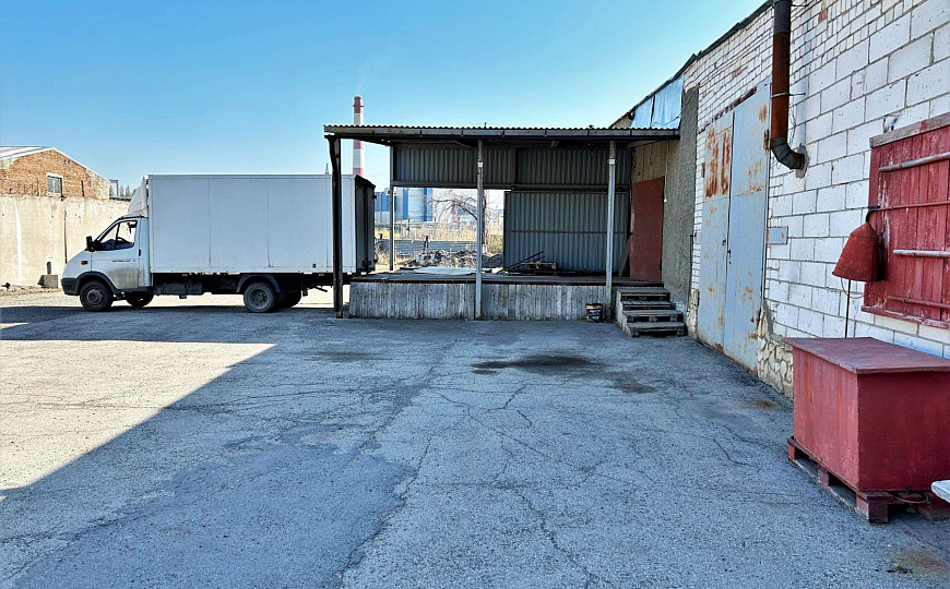 Производственно-складское помещение 2 005 м² фото