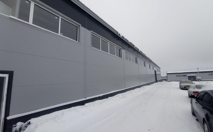 Продаю 1080 м² с земельным участком фото