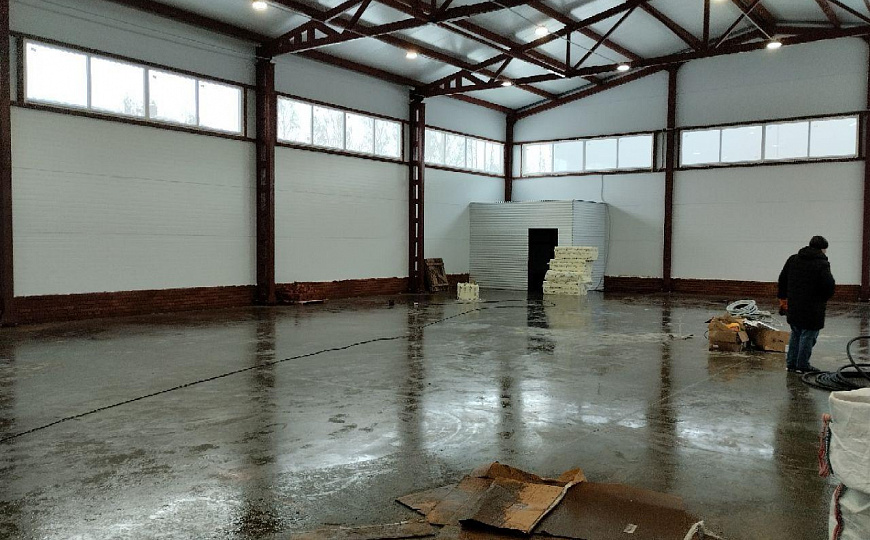 Продаю 1080 м² с земельным участком фото