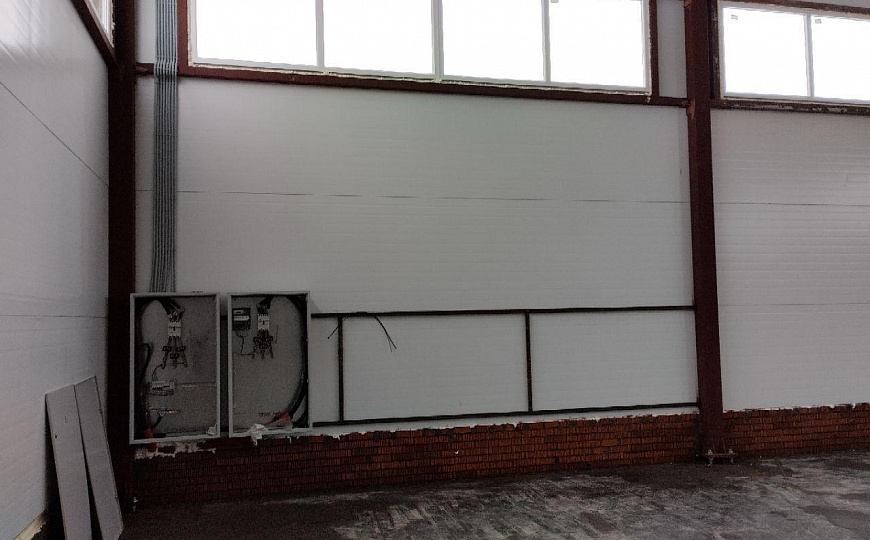 Продаю 1080 м² с земельным участком фото