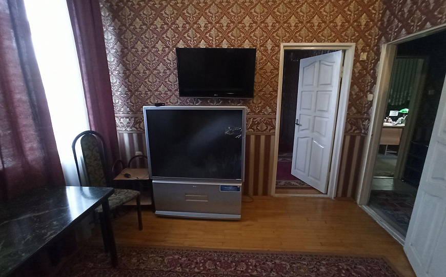 Сдаю гостиницу на 80 номеров возле Красной площади, 1 100 м² фото