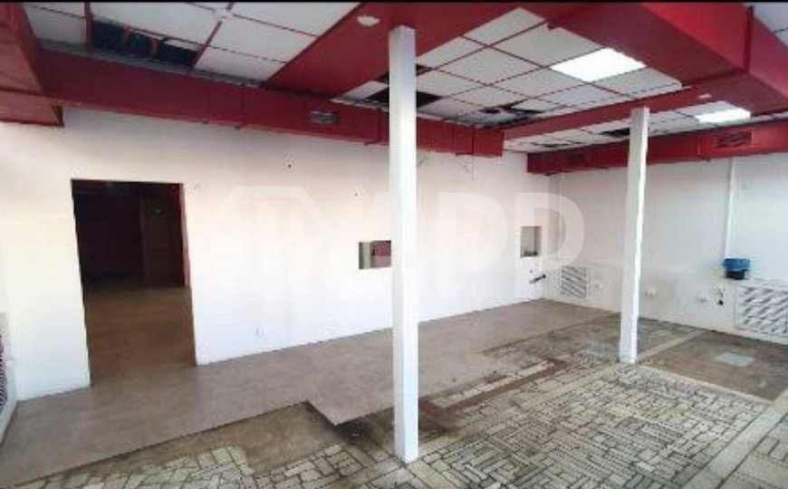 Торгово-производственное здание. фото