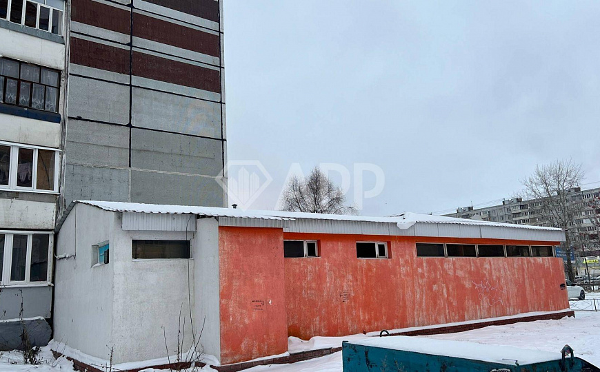 Торгово-производственное здание. фото