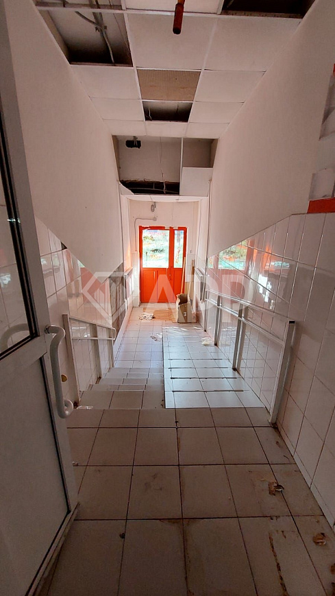 Продам помещение свободного назначения фото