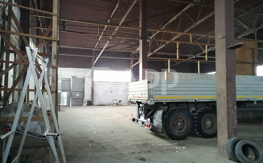 Сдаю производственно-складское помещение, 1 100 м² фото