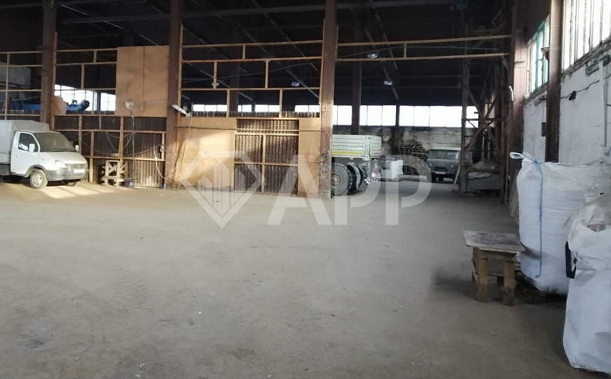 Сдаю производственно-складское помещение, 1 100 м² фото