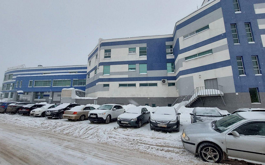 Продажа здания в деловом центре города. фото