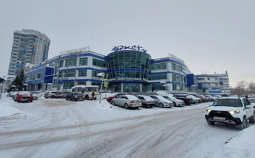 Продажа здания в деловом центре города. фото