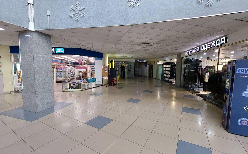 Продажа здания в деловом центре города. фото