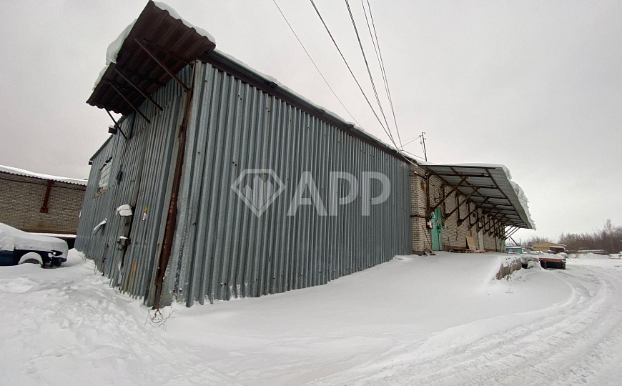 Продам складской комплекс с арендаторами фото