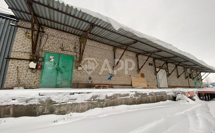 Продам складской комплекс с арендаторами фото