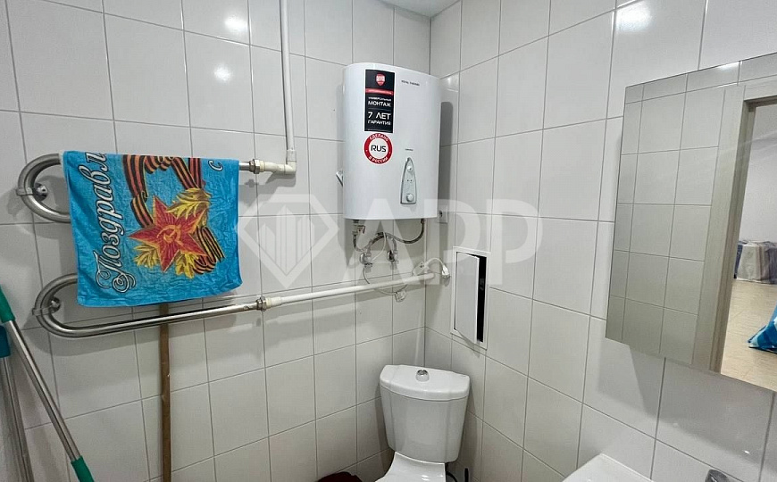 Помещение первая линия с ремонтом у Московского рынка фото