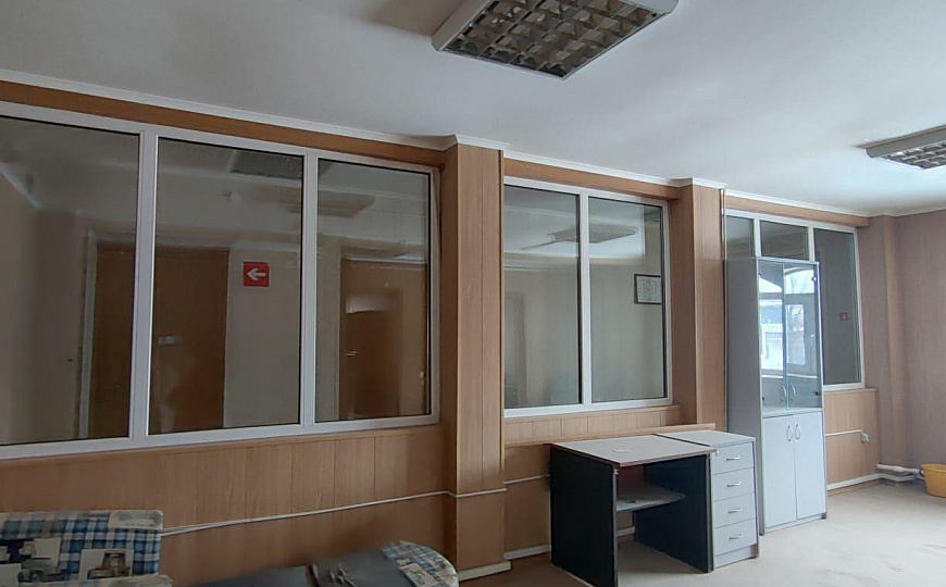 Отдельно стоящее здание, 560м² фото