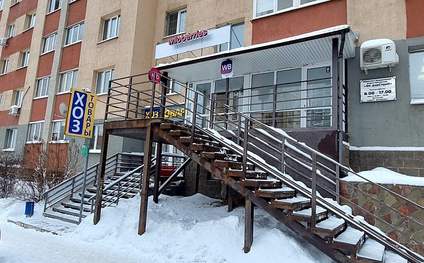 Помещение на 1 линии, торгово-офисное! фото