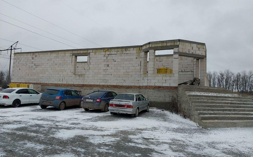 Продается недостроенная гостиница на федеральной автодороге на земле 1,5 Га фото