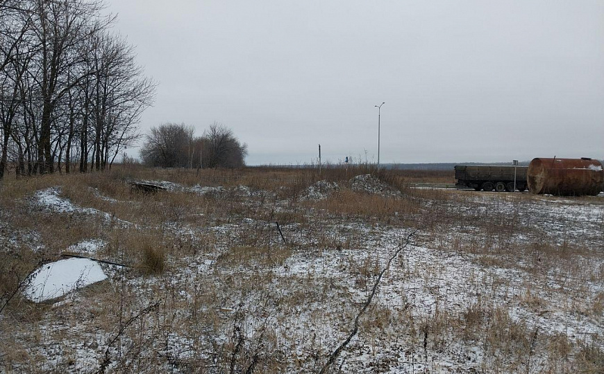 Продается недостроенная гостиница на федеральной автодороге на земле 1,5 Га фото