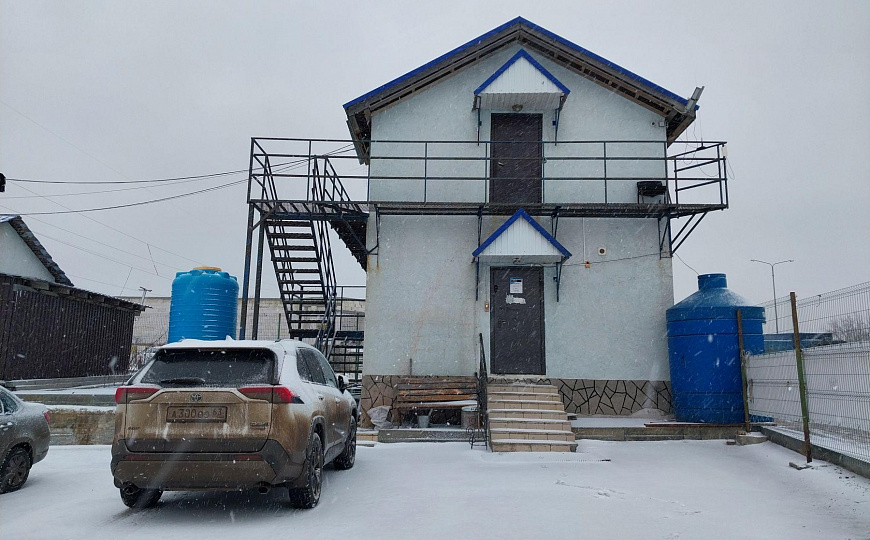 Продается недостроенная гостиница на федеральной автодороге на земле 1,5 Га фото