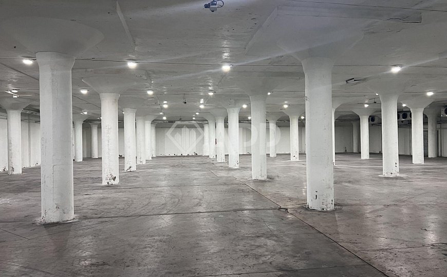 Сдам складское помещение, до 7600 м² фото