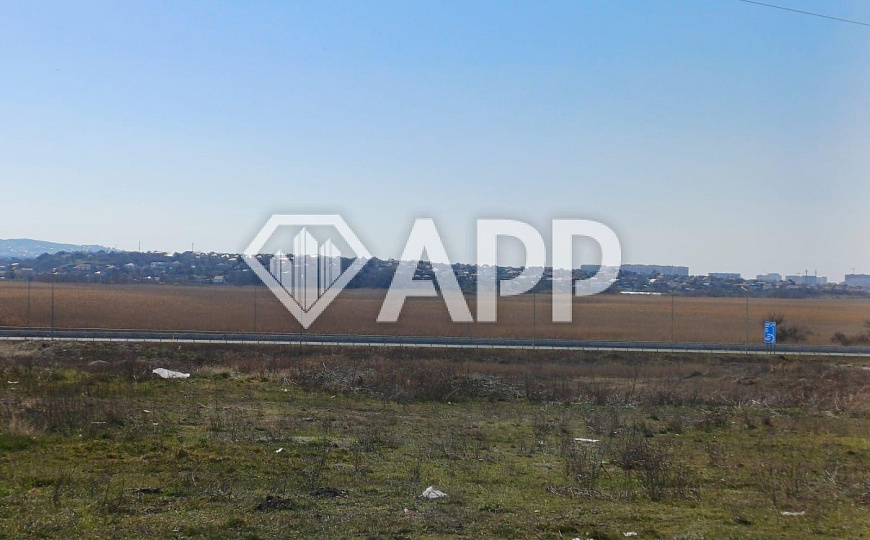 Продам земельный участок, 5,65 гектар фото