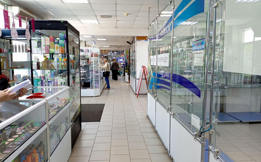 Торговая площадь в ТЦ ИНТЭК 50.6 м2 фото