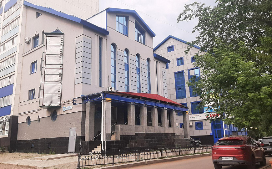 Помещение банка на Коммунистическая 85А фото