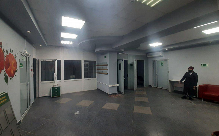 Помещение банка на Коммунистическая 85А фото