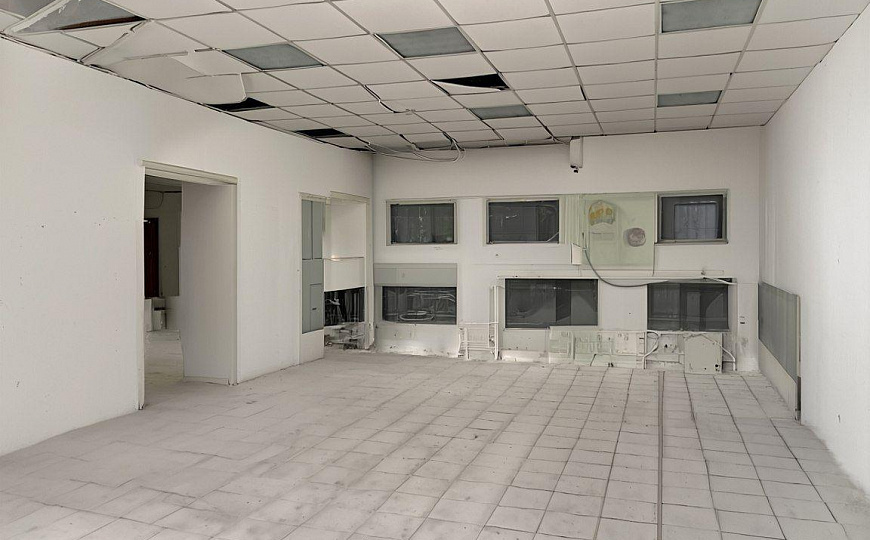 Торговое помещение 239 м2 фото