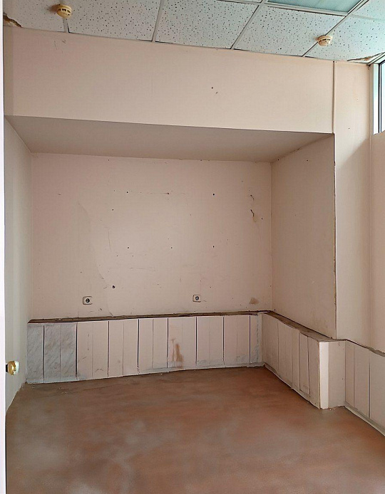 Торговое помещение 239 м2 фото