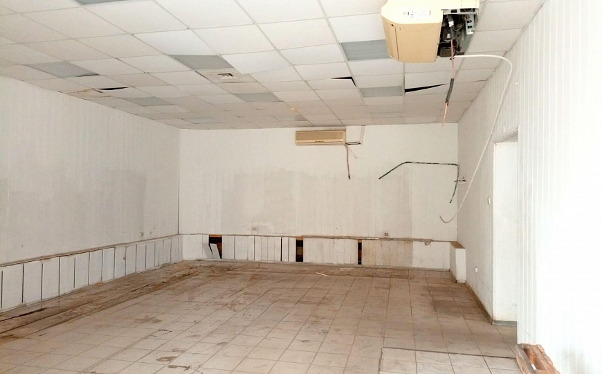 Торговое помещение 239 м2 фото