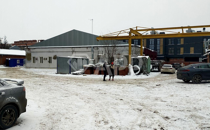 Сдаю 290м² тёплый в центре под склад фото