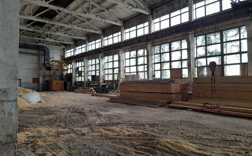 Производство с кран-балкой, 3000 кв.м.. фото