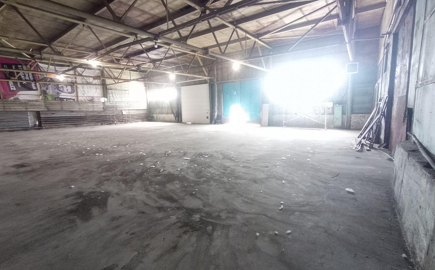 Сдаётся склад на хорошей транспортной развязке фото