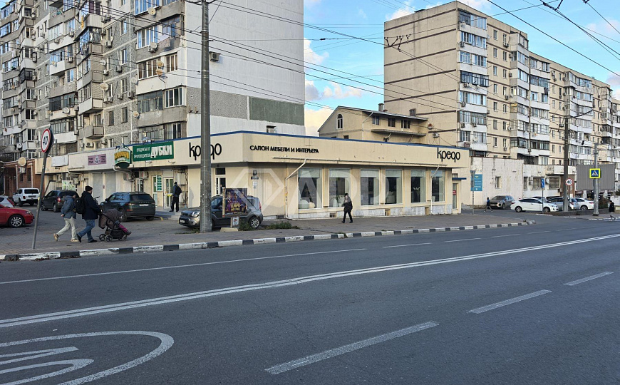 Продам торговое помещение, 500 м² фото