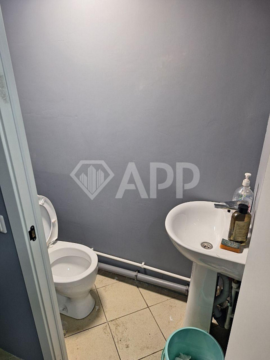 Продам помещение с арендаторами, 86,6м² фото