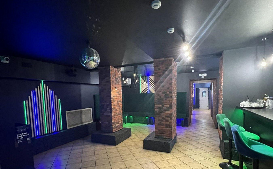 Помещение 405 м²на первой линии под ресторан фото