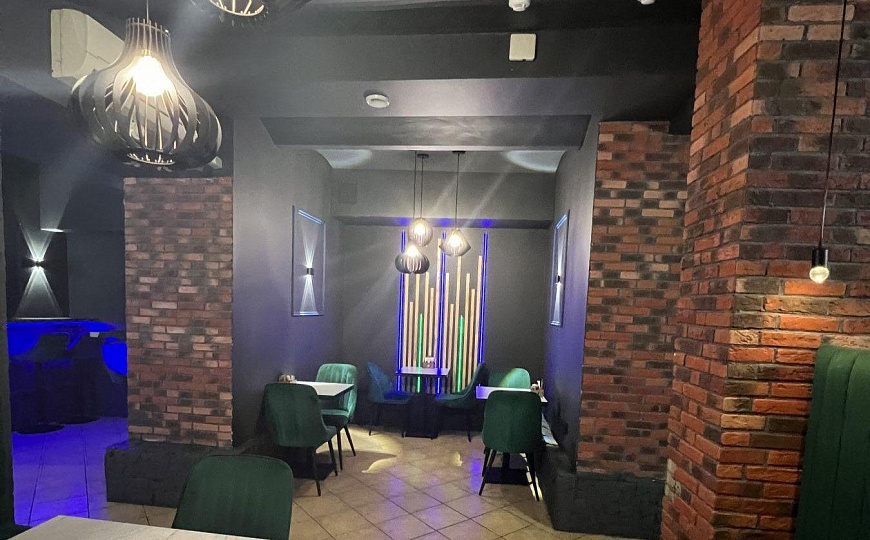 Помещение 405 м²на первой линии под ресторан фото