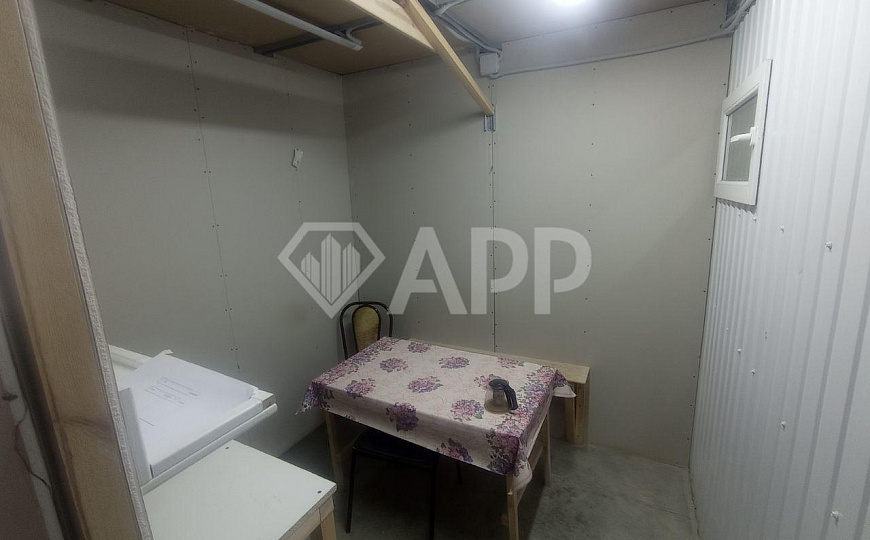 Сдаю 350 м2, теплое помещение! фото