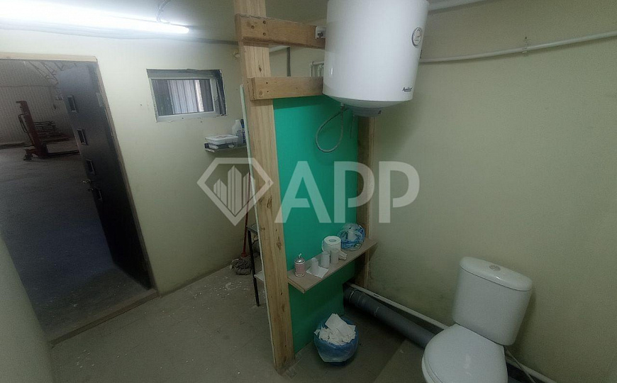 Сдаю 350 м2, теплое помещение! фото