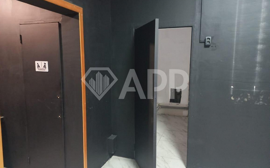 Сдаю 1 этаж с ремонтом на Метальникова, 51 м² фото
