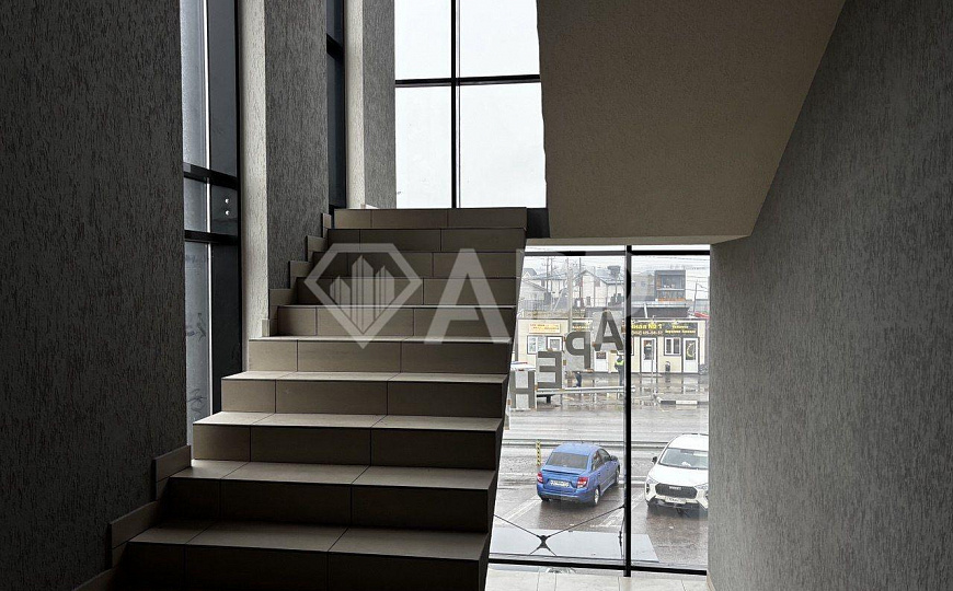 Сдам помещение свободного назначения, 360 м² фото