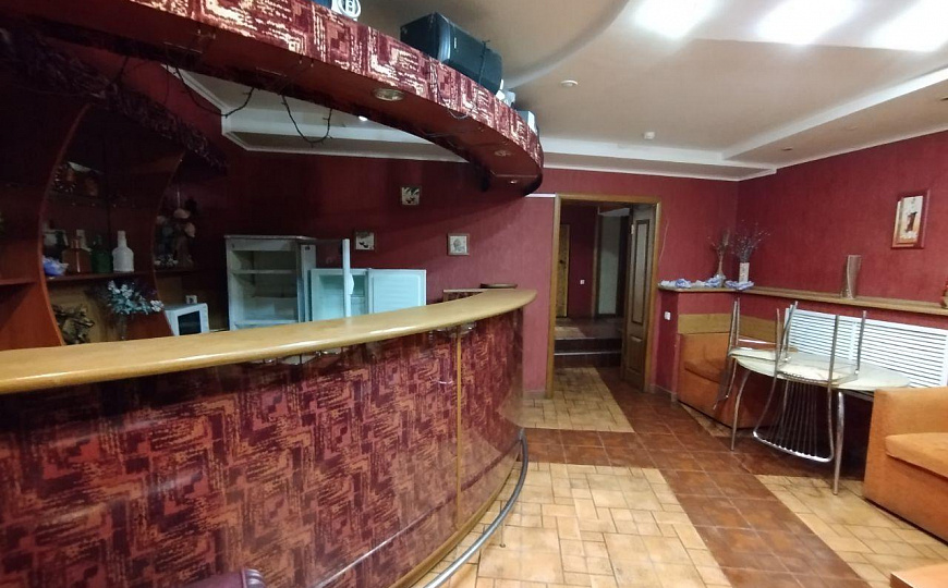 Гостиница с банным комплексом 734 м2 фото