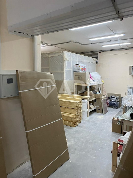 На первой линии продается здание с з/у фото